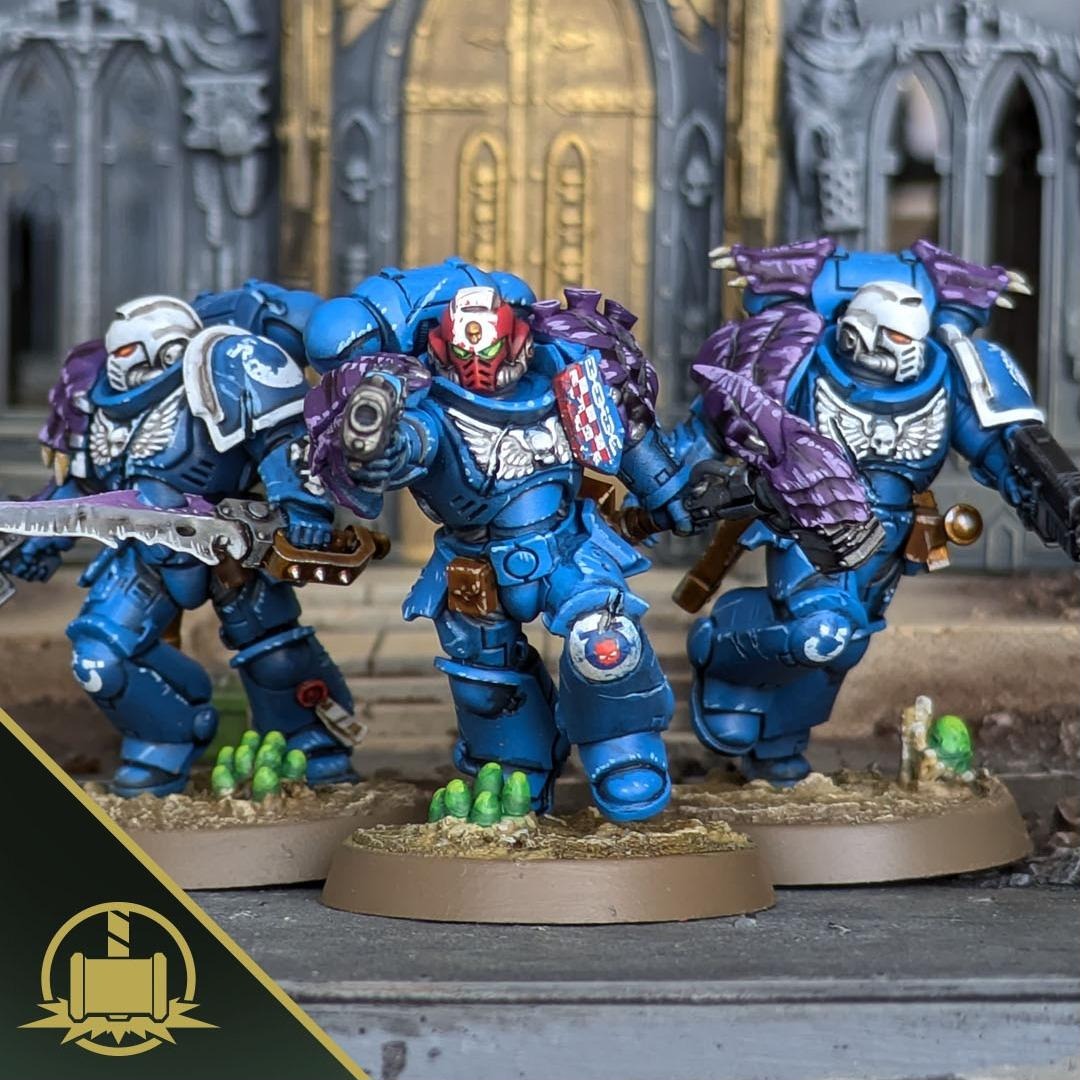 Painted and kitbashed example by @thehammerofwrath (Instagram) - demonstration only, product sold as unpainted resin parts