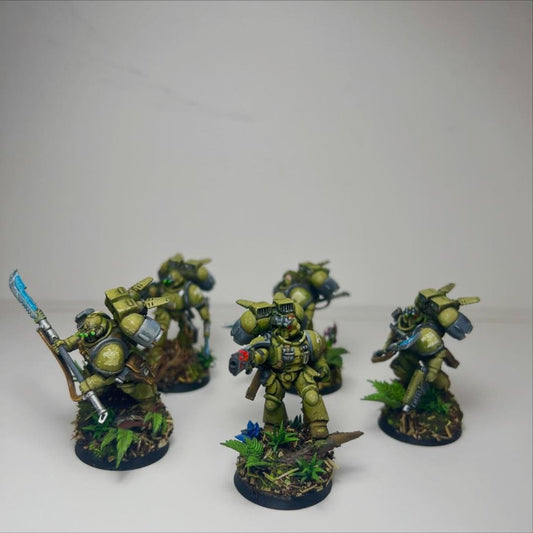 Painted and kitbashed example by @lordxpaints (Instagram) - demonstration only, product sold as unpainted resin parts
