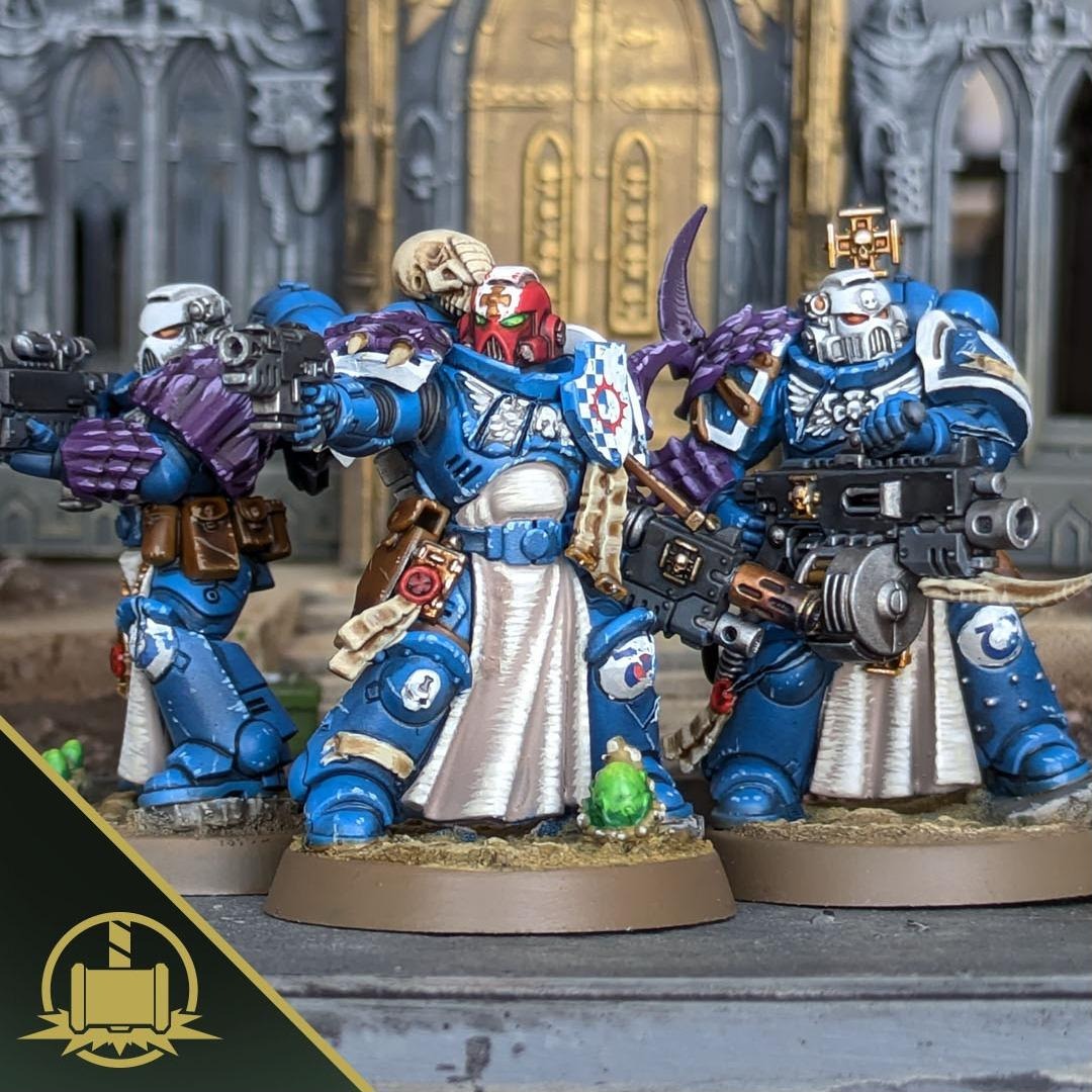 Painted and kitbashed example by @thehammerofwrath (Instagram) - demonstration only, product sold as unpainted resin parts