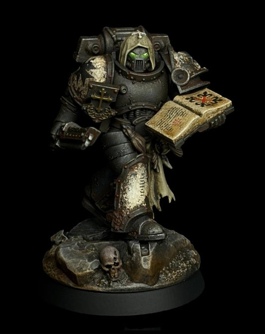 Painted and kitbashed example by @atrium_nox (Instagram) - demonstration only, product sold as unpainted resin parts
